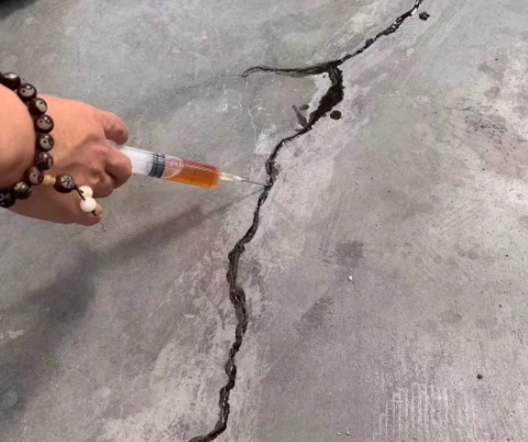 台山混凝土裂缝修补技术详解​